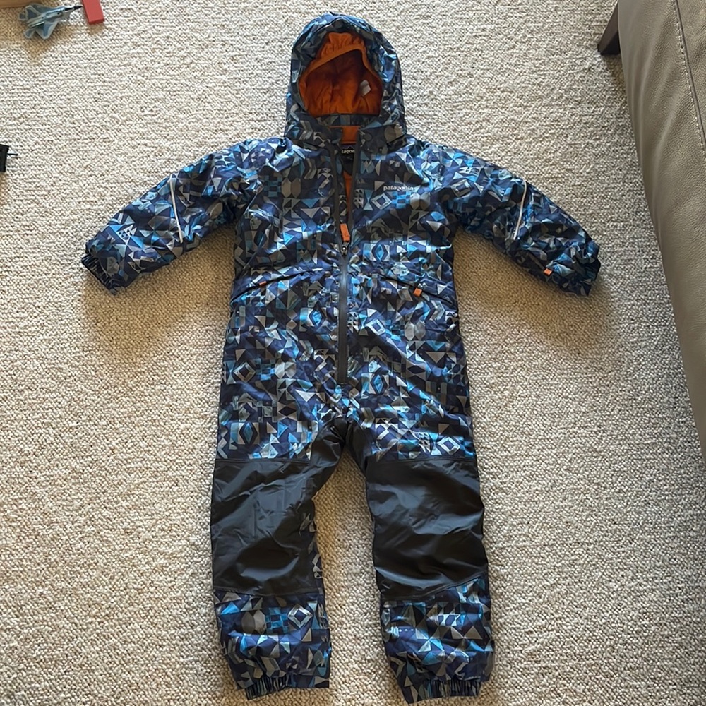 Patagonia kids snow one-piece 4T waterproof one-piece snowsuit